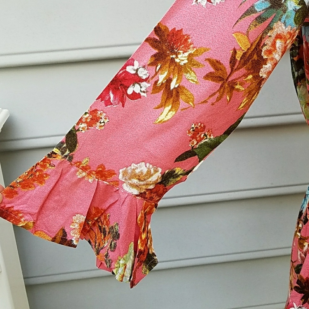 Last One! SM Get Lucky LA Pink Floral Romper - Picture 5 of 8